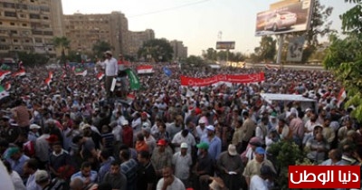 مع نزول الجيش لتأمين المنشآت الحيوية.. سلاسل بشرية فى إمبابة استعداد لـ30 يونيو.. متظاهرو طنطا ينصبون 3 خيام أمام المحافظة.. محاكمة شعبية لمرسى بالإسماعيلية.. و"تمرد" تبدأ من سنورس ومنية النصر