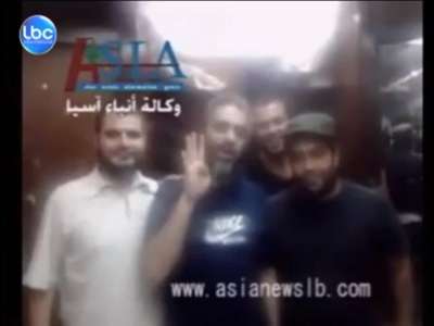 بعد ظهوره بفيديو يفتخر فيه بقتله شخصين أثناء معارك صيدا ... فضل شاكر ينتقد " آراب آيدل "