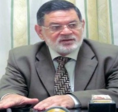 ثروت الخرباوي: مرسي مختبئ في مكان مجهول تمهيدًاً لهروبه خارج البلاد