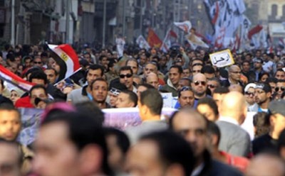 "تمرد" تستعد للزحف نحو قصر القبة غدا.. وتناشد المعتصمين: حافظوا على سلمية الثورة