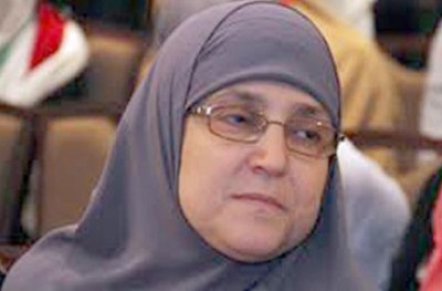 طرد زوجة مرسي من قصر الرئاسة المصرية في تاكسي .. فيديو