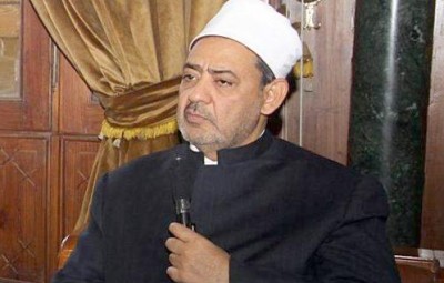 شيخ الأزهر يطالب بفتح تحقيق فى أحداث الحرس الجمهوري ويهدد بالاعتكاف