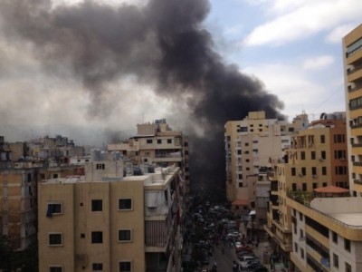 بالفيديو.. مواطنون يعتدون على وزير الداخلية اللبنانية أثناء تفقده موقع انفجار الضاحية الجنوبية