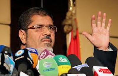 وزير خارجية مصر : مرسي يعامل بصورة جيدة