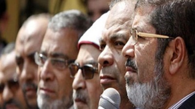 خطط الإخوان المسلمين لاستعادة السلطة في مصر تتضمن مواقف وسيناريوهات وشق للجيش
