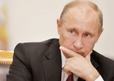 ديبكا: بوتين عقد اجتماعا طارئا مع قادة الجيش الروسي لبحث تسليح مصر