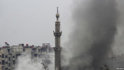 بالفيديو..تواصل المعارك في سورية وقصف يطال أحياء في دمشق