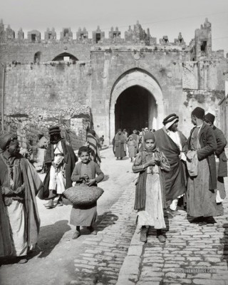 بوابة دمشق في القدس عام 1900