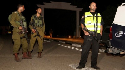 شاهد بالصور: مقتل عقيد إسرائيلي في هجوم بمستوطنة بالأغوار وإصابة زوجته