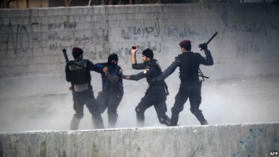 تخفيض عقوبة السجن لشرطيين أدينا بقتل عبدالكريم فخراوي في البحرين