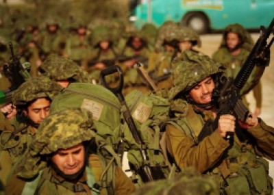 القبض على إسرائيلى متهم بتهريب أسلحة الجيش لجهات أجنبية