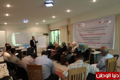 إبداع المعلم يختتم دورات تدريبية حول " بناء قدرات المعلمين بأساليب التعليم الفعال"بغزة