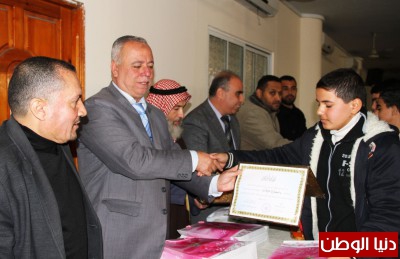 مدرسة الإمام الشافعي الأساسية " أ " للبنين تختتم مسابقة من المنهاج للصف التاسع الأساسي