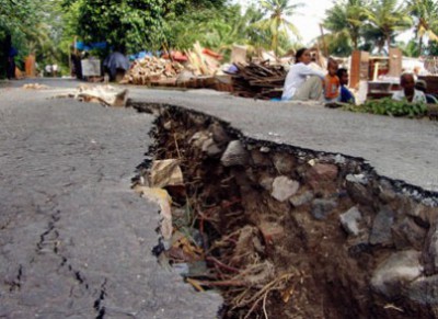 بعد هزّات صغيرة ضربت المنطقة : هل اقترب "الزلزال الكبير" ؟