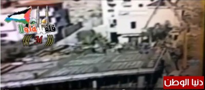 شاهد بالفيديو ..لحظة سقوط مبنى قيد الانشاء في محافظة قلقيلية