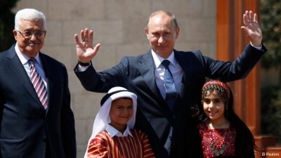 سفير فلسطين لدى روسيا في زيارة إلى المدرسة الفنية للأطفال الروس
