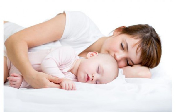 10 تصرفات لطيفة لمساعدة الأم الجديدة