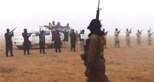 اعتبرت أهالي المخيم من الكفار .. بعد يومين من خروج مسلحي "جبهة النصرة" .. "داعش" في مخيم اليرموك