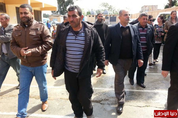 وفد سويدي يزور مخيم الرشيدية و يتفقد النازحين من سوريا