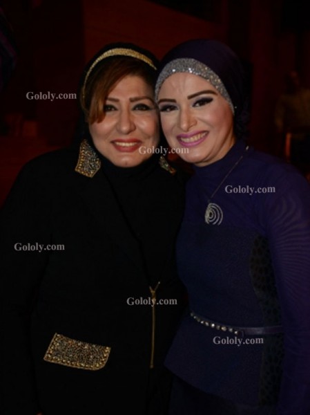 بعد 20 سنة حجاب.. سهير رمزي تكشف شعرها وتثير الجدل.. صور