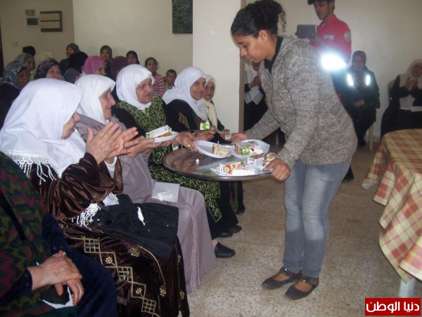 تكريم لبناني ـ فلسطيني مشترك للأمهات بعين الحلـوة