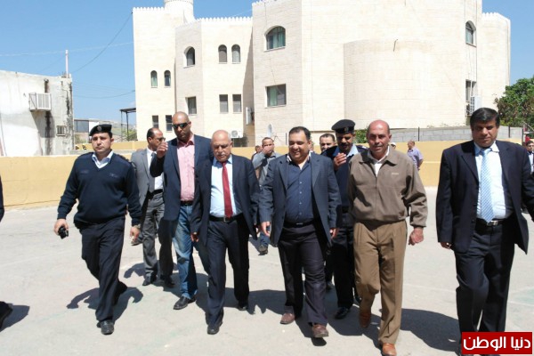 وفد طبي اردني من المستشفى التخصصي ينفذ يوما طبيا في وادي الفارعة