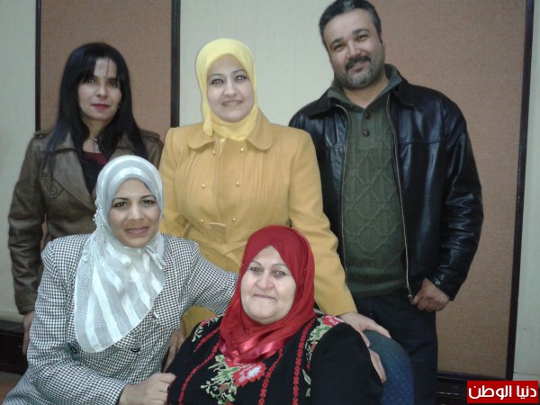 إذاعة معسكر الجهوية تستضيف الدكتورة سناء الشعلان