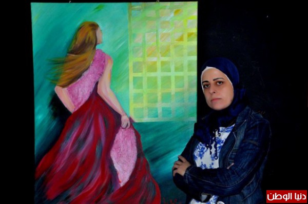 معرض رسومات وصور للفنانة وفاء عبدالعال في صيدا
