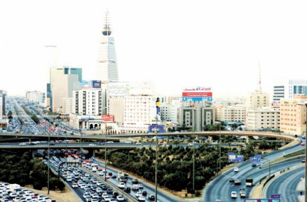 اقتصاد السعودية يعاني تدّني مستوى إنتاجية القطاعات غير النفطية
