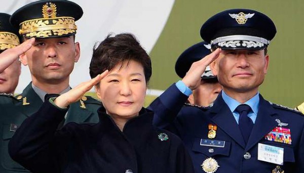 رئيسة كوريا الجنوبية تعتذر للشعب بعد "فضيحة تزوير" مخابراتية