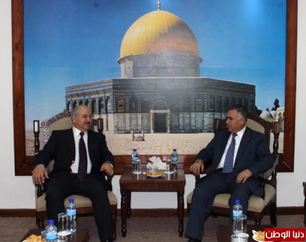 الأعرج يطلع وزير المياه والري الأردني على آخر المستجدات في فلسطين