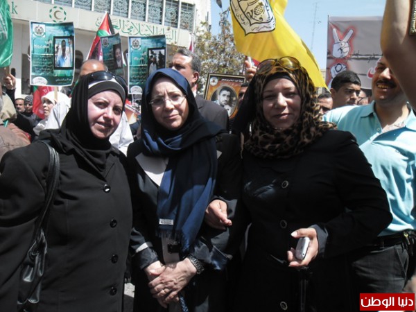 حركة فتح إقليم وسط الخليل تشارك في يوم الأسير استجابة لنداء "موحدون خلف أسرانا وثوابتنا "