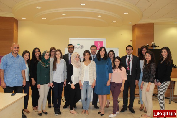 بنك فلسطين يكرم طلبة رياديين من جامعة بيرزيت قاموا بعمل دراسات حول الخدمات التي يقدمها البنك