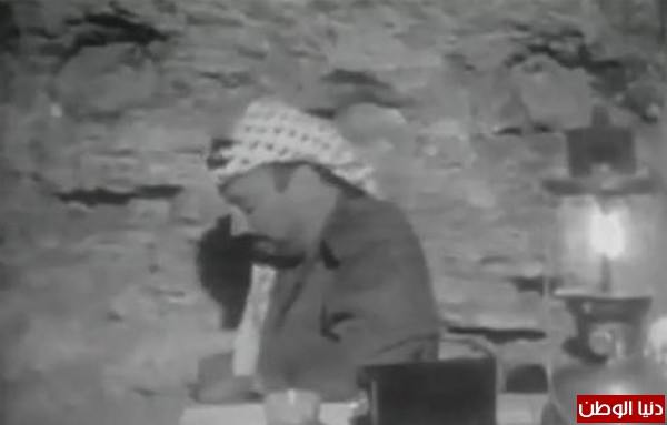 فيديو نادر للشهيد القائد ياسرعرفات في بداية الثورة