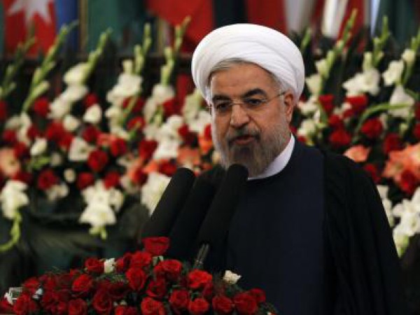 روحاني يتعرض لانتقاد من معارضيه بسبب"حفلة باذخة" أقامتها زوجته