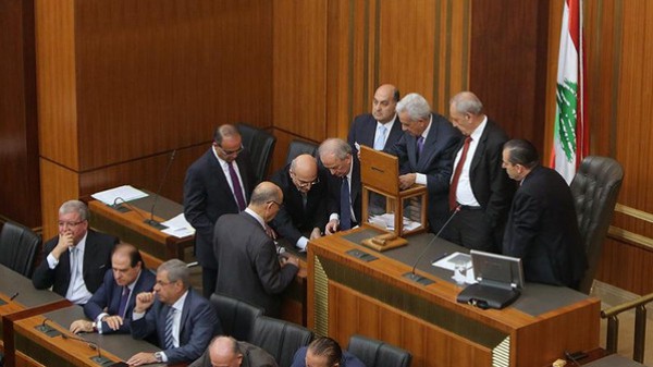 لبنان.. فشل البرلمان في انتخاب رئيس جديد