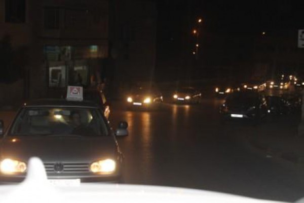 مسيرة سيارات تجوب شوارع طوباس تضامنا مع الأسرى المضربين