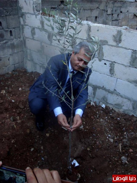 منظمه الشبيبة الفلسطينية تفتتح حديقةبمناسبة الذكرى السادسة والستين لنكبه فلسطين