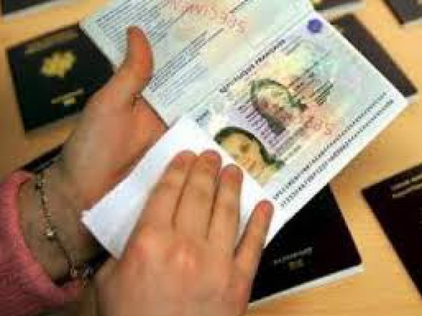 بالفيديو: اصدار جوازات السفر خلال 3 دقائق فقط