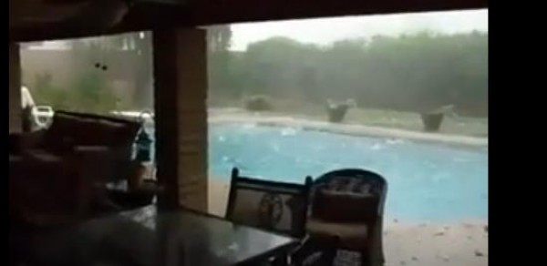 عاصفة برد خطيرة