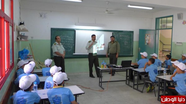 الخدمات الطبية العسكرية تنظم محاضرات تثقيفية توعوية لطلاب مخيم "الشرطي الصغير"في قلقيلية