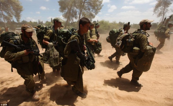 إسرائيل تستدعي 2000 من جنود الاحتياط لحدود غزة