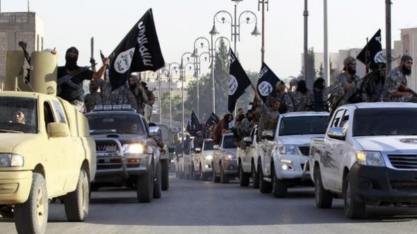 "داعش" للمسيحيين: غداً أسلموا أو ادفعوا الجزية