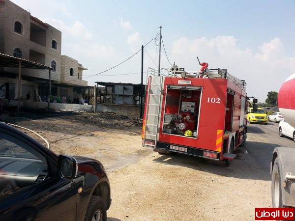 السيطرة على حريق هائل داخل مصنع لتغليف التمور في مدينة أريحا