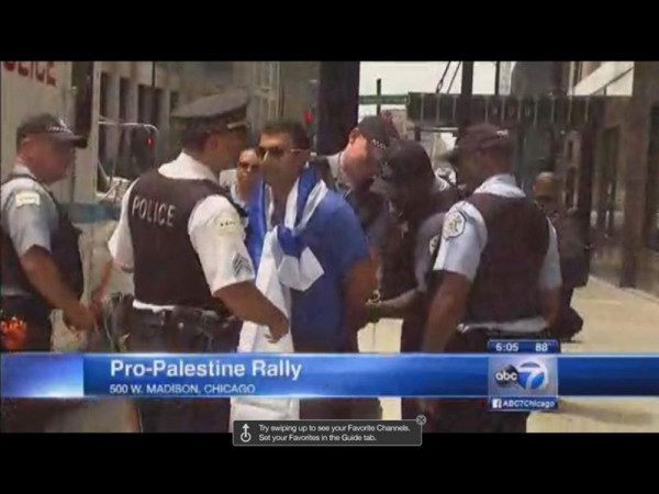 شرطة  شيكاغو تعتقل يهوديا اميركيا متطرفا من انصار اللوبي المؤيد لجرائم اسرائيل