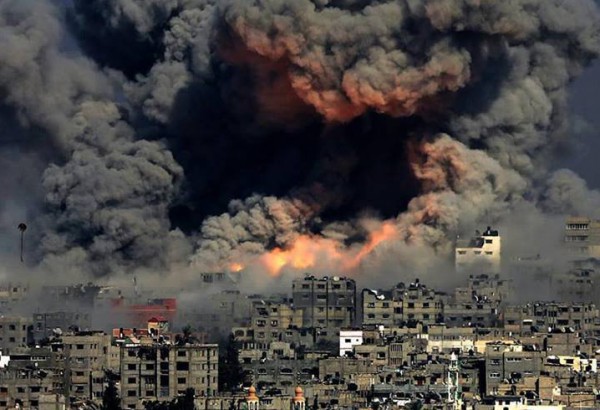 عشرات الشهداء والاصابات في غارات مجنونة على مدينة غزة رغم اعلان التهدئة.. 1340 شهيد و7450 مصاب