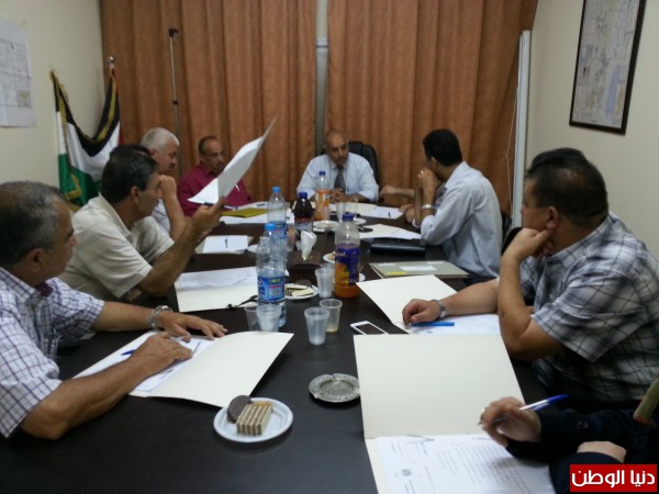 اللجنة الاقليمية للتنظيم والتخطيط العمراني في محافظة قلقيلية تعقد جلستها السابعة لهذا العام
