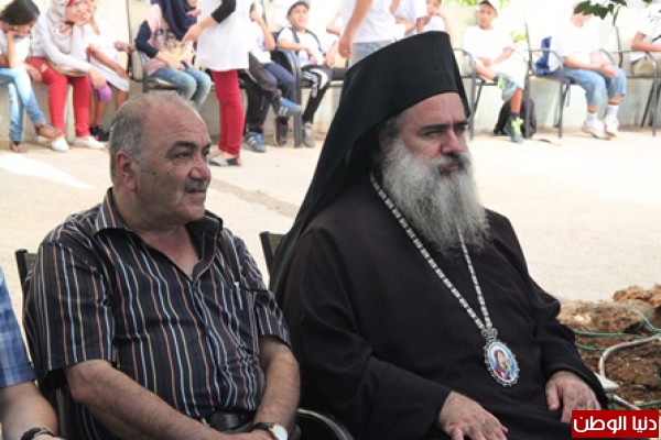 بحضور المطران عطاالله حنا و شخصيات مقدسية بارزة:اختتام مخيمات القدس الصيفية