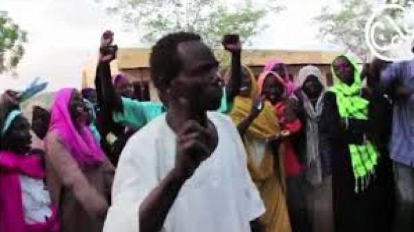 شاب سوداني مدهش في فيديو زنقة زنقة