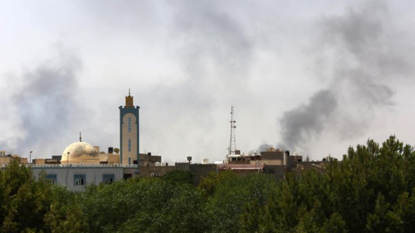 ليبيا: طائرة مجهولة تقصف مواقع للمسلحين في طرابلس